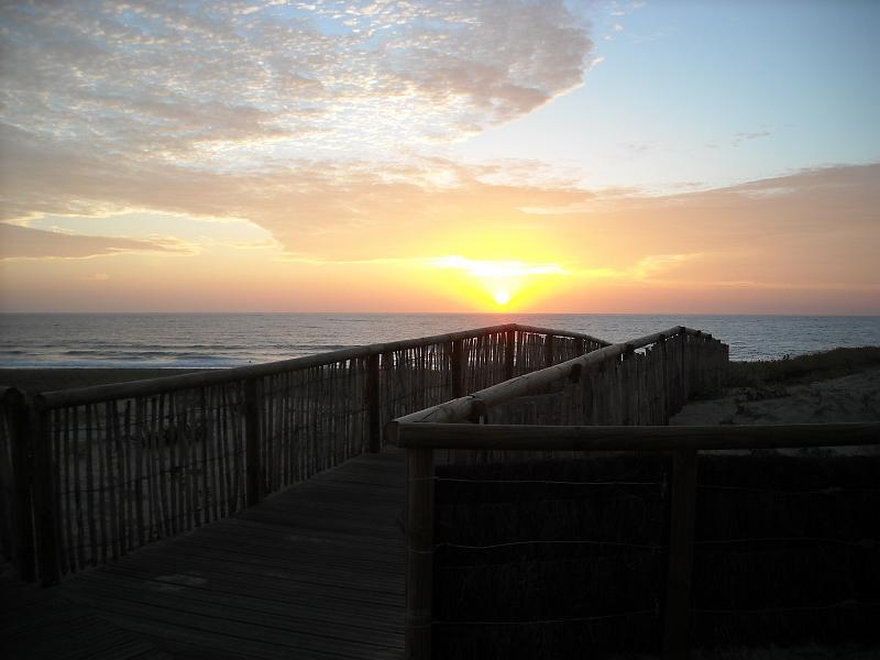 photo 351.jpg - Couché de soleil à Capbreton.